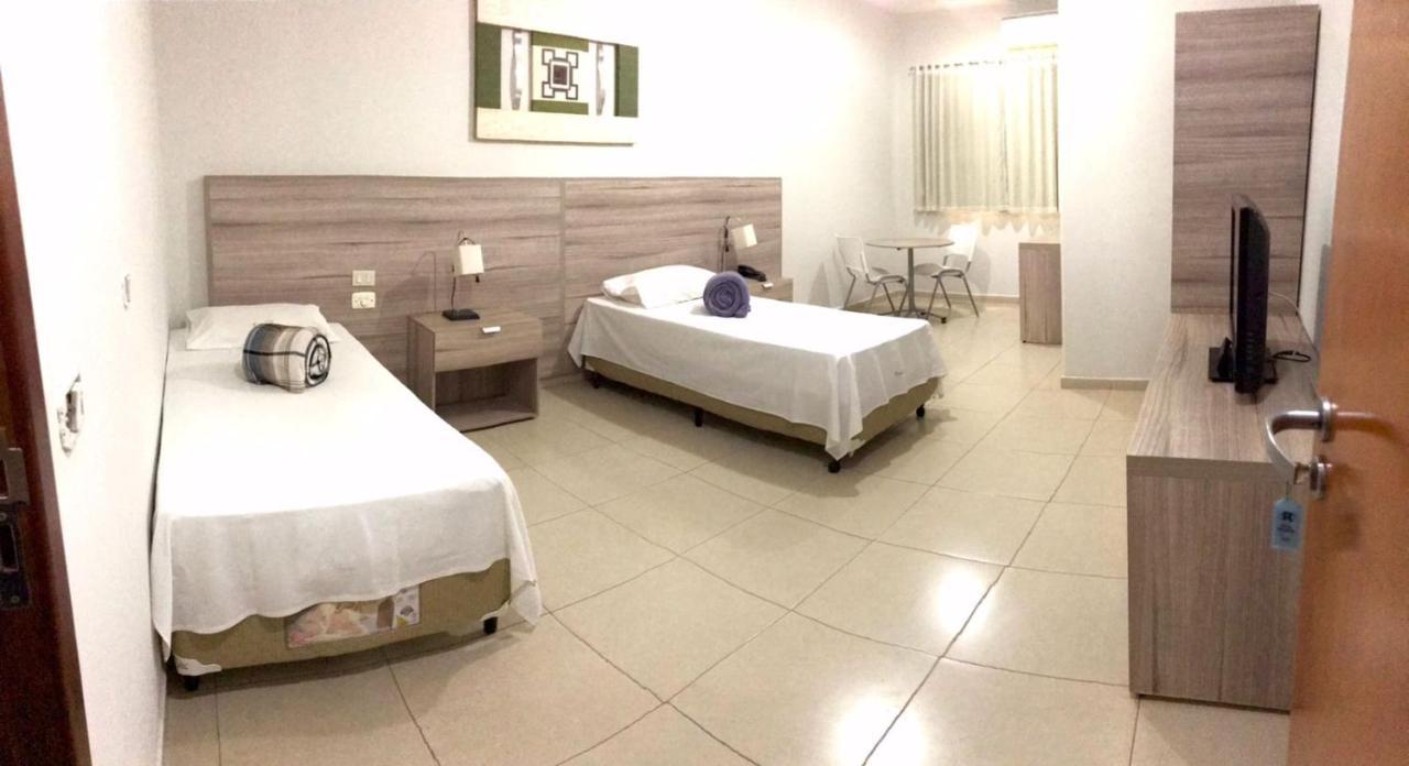 Hotel Renascer Ltda Morrinhos エクステリア 写真